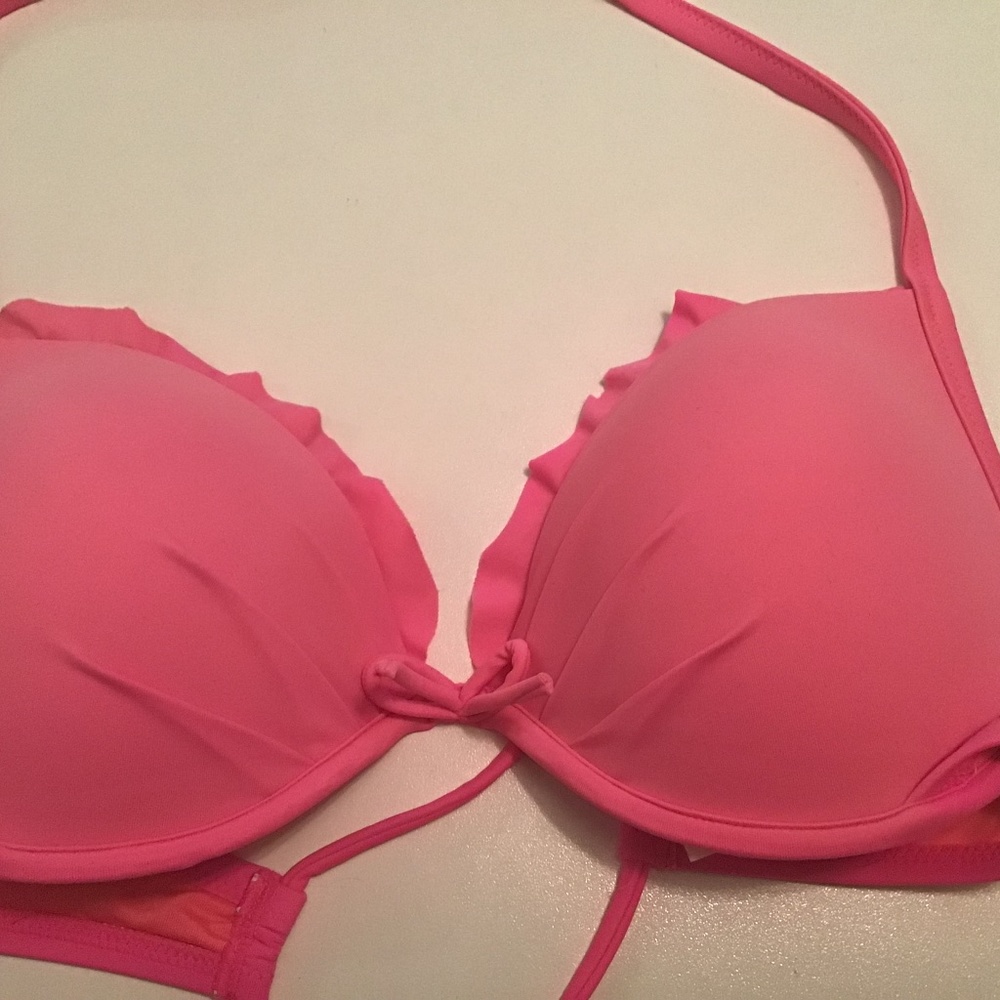 Victoria’s Secret bikini top